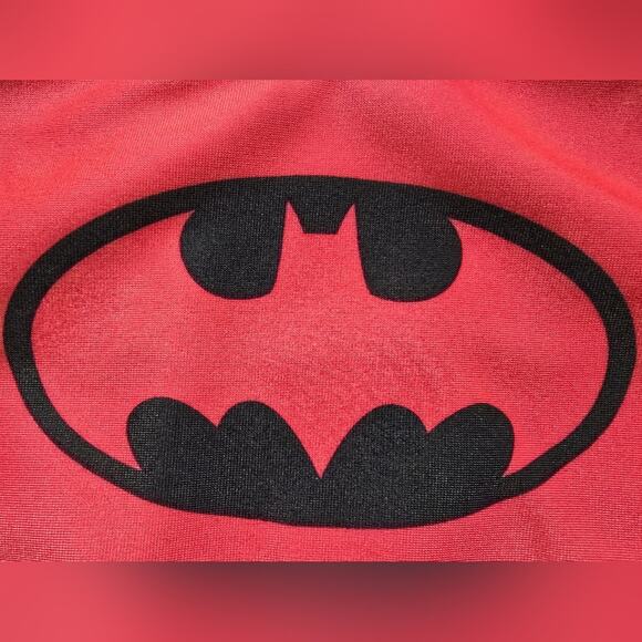 Under Armour x DC Comics Batman Sports Bra – Size Small - Picture 2 of 10